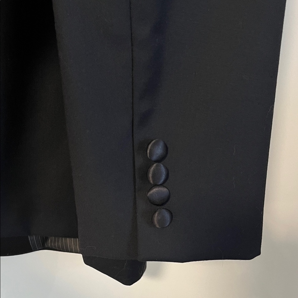 NWOT Calvin Klein 100% Wool Slim Fit Classic Black Blazer Satin Accent, Size 10 - Picture 9 of 12